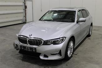 Auto da rottamare BMW 3-serie 318 2021/6