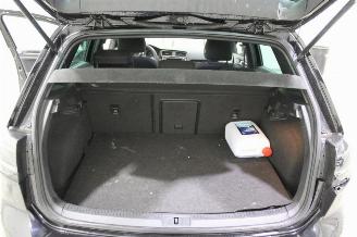 Volkswagen Golf  picture 15