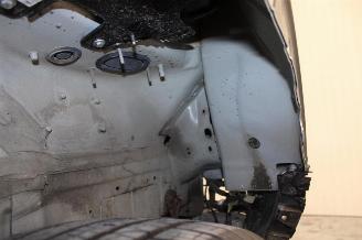 Land Rover Defender  picture 24