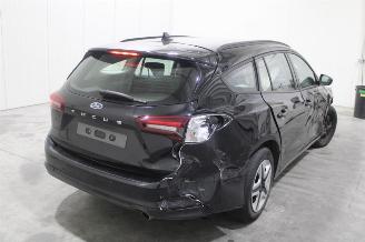 Ford Focus  picture 3