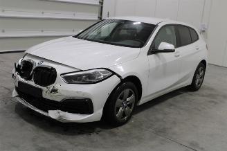 Vaurioauto  passenger cars BMW 1-serie 116 2022/8
