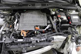 Peugeot 208  picture 12