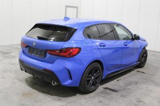 BMW 1-serie 118 picture 3