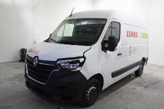 Coche accidentado Renault Master  2024/4
