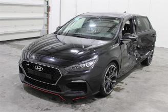 Voiture accidenté Hyundai I-30 i30 2017/11