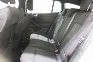 Ford Focus  picture 9