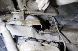 Renault Express  picture 16