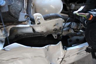 Peugeot 208  picture 21