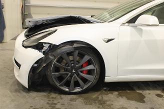 Tesla Model 3  picture 5