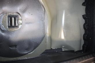 Peugeot 208  picture 23