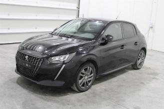 krockskadad bil auto Peugeot 208  2023/1