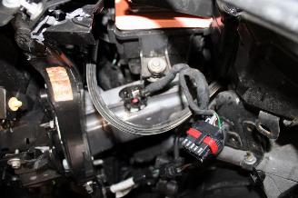 Renault Clio  picture 23