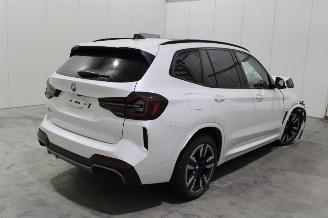 BMW iX3  picture 3