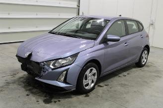 skadebil auto Hyundai I-20 i20 2025/9