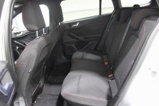 Ford Focus  picture 12