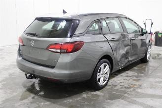 Opel Astra  picture 3