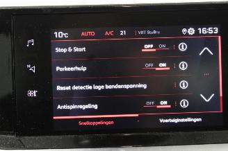 Peugeot 208  picture 15