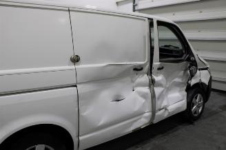 Volkswagen Transporter T6 picture 7