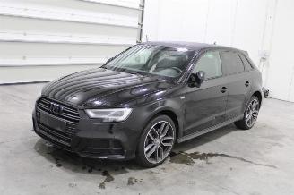 krockskadad bil auto Audi A3  2020/6