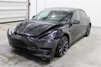 krockskadad bil auto Tesla Model 3  2019/12