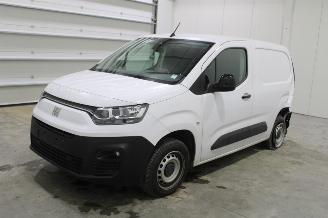 skadebil auto Fiat Doblo  2023/1