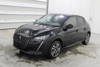 krockskadad bil auto Peugeot 208  2022/6