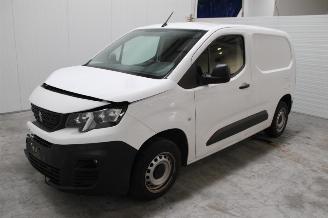 Coche accidentado Peugeot Partner  2020/7
