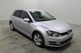 Volkswagen Golf  picture 3