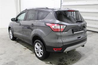 Ford Kuga  picture 4