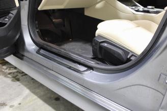 BMW 3-serie 320 picture 21