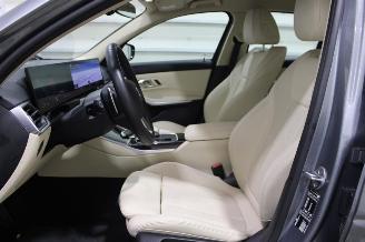 BMW 3-serie 320 picture 11