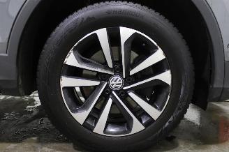 Volkswagen Tiguan  picture 25