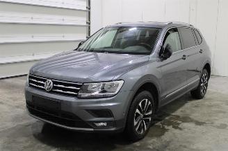 Volkswagen Tiguan  picture 2