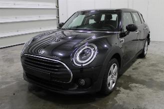 krockskadad bil auto Mini Cooper _CLUBMAN 2023/9