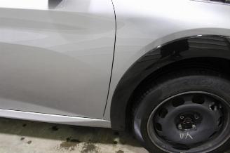 Peugeot e-208  picture 7