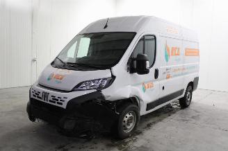 krockskadad bil auto Fiat Ducato 2025/1