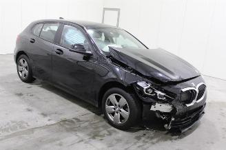 BMW 1-serie 116 picture 2