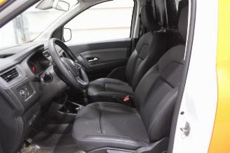 Renault Express  picture 9