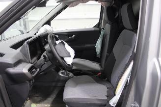 Ford Transit Courier Van Transit Courier picture 9