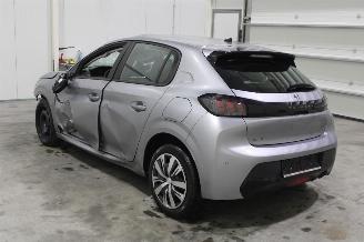 Peugeot 208  picture 5