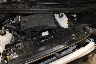 Ford Transit  picture 6