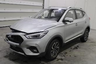 uszkodzony samochody osobowe MG ZS  2024/3