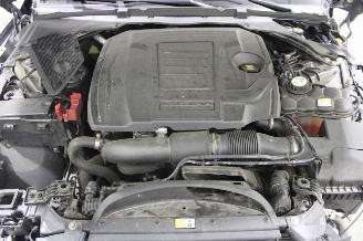 Jaguar XE  picture 16