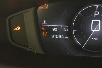 Peugeot 308  picture 11