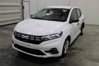 Damaged car Dacia Sandero  2025/4
