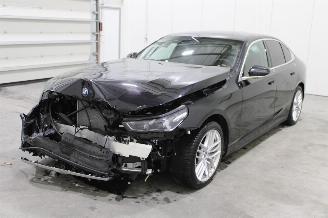 Voiture accidenté BMW i5  2024/7