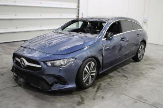 skadebil auto Mercedes Cla-klasse CLA 200 Shooting Brake 2021/1