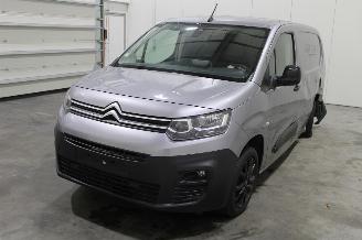 Schadeauto Citroën Berlingo  2022/4