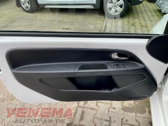 Volkswagen Up! Up! (121), Hatchback, 2011 1.0 12V 75 picture 23