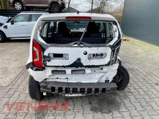 Volkswagen Up! Up! (121), Hatchback, 2011 1.0 12V 75 picture 4